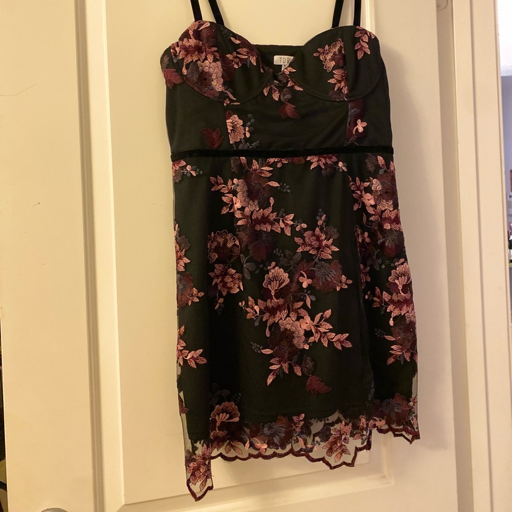 Tobi black floral embroidered strappy dress